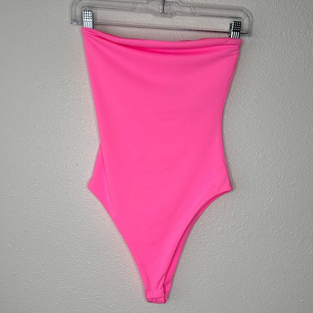 NWT Deeva Neon Hot Pink Fuchsia Strapless Bodysuit Medium